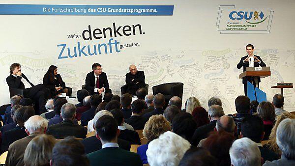 Kurz sieht Islamgesetz als vorbildhaft