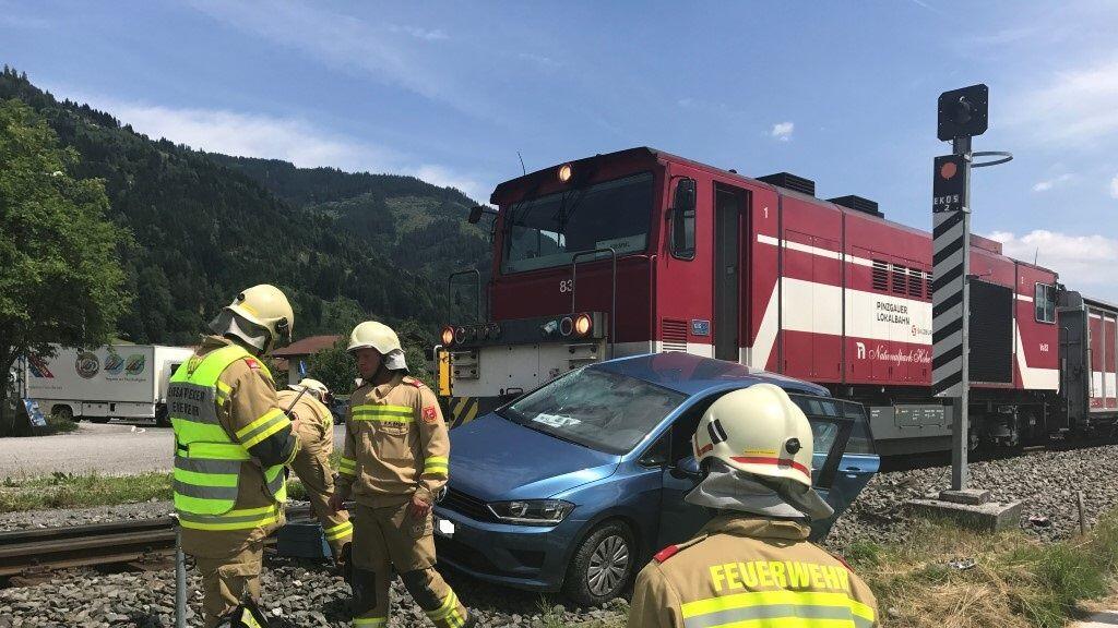 Die Feuerwehr räumte die Unfallstelle.