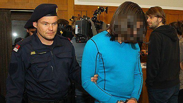 Milosav M., wegen Mord an dem dreijährigen Cain schuldig gesprochen, bei seiner Verhandlung im März 2012.