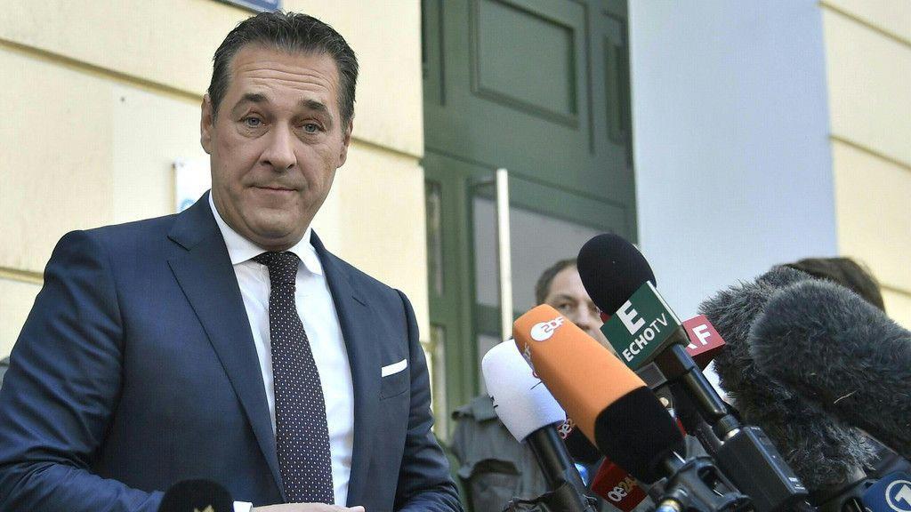 Heinz-Christian Strache wählt