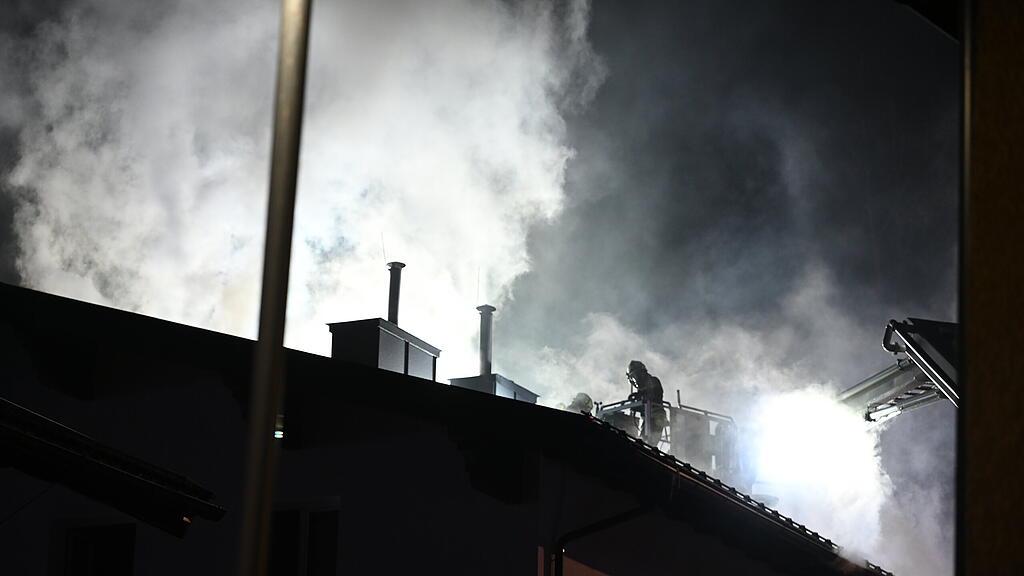 Alarmstufe 4 bei Wohnhausbrand in St. Johann