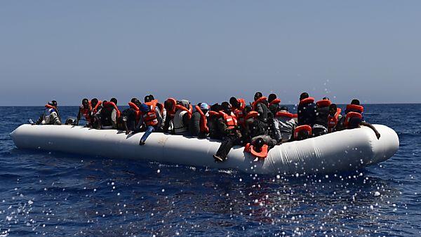 Mehr als 16.500 Beiträge zur Flüchtlingskrise