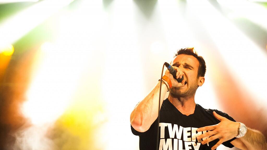 Train D-Lay trat beim Rock The Island Contest in der Kategorie Hip Hop an und setzte sich dabei gegen 19 andere Acts durch.