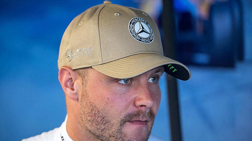 Valtteri Bottas fährt weiter für Mercedes
