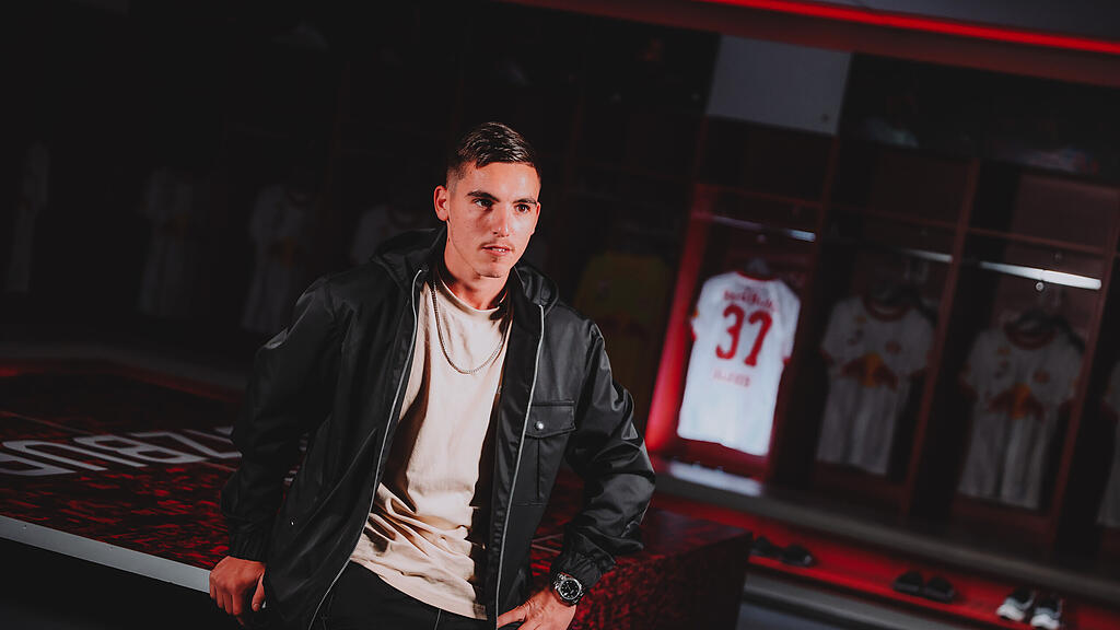 Oscar Gloukh, Red Bull Salzburg