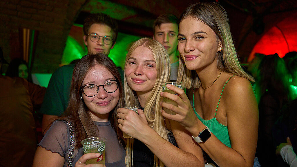 S-BUDGET PARTY