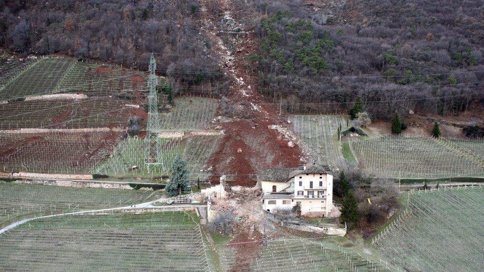Südtirol: Felssturz in Rungg in Tramin - spektakuläre Luftaufnahmen