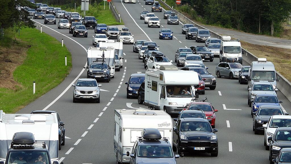 Stau A10