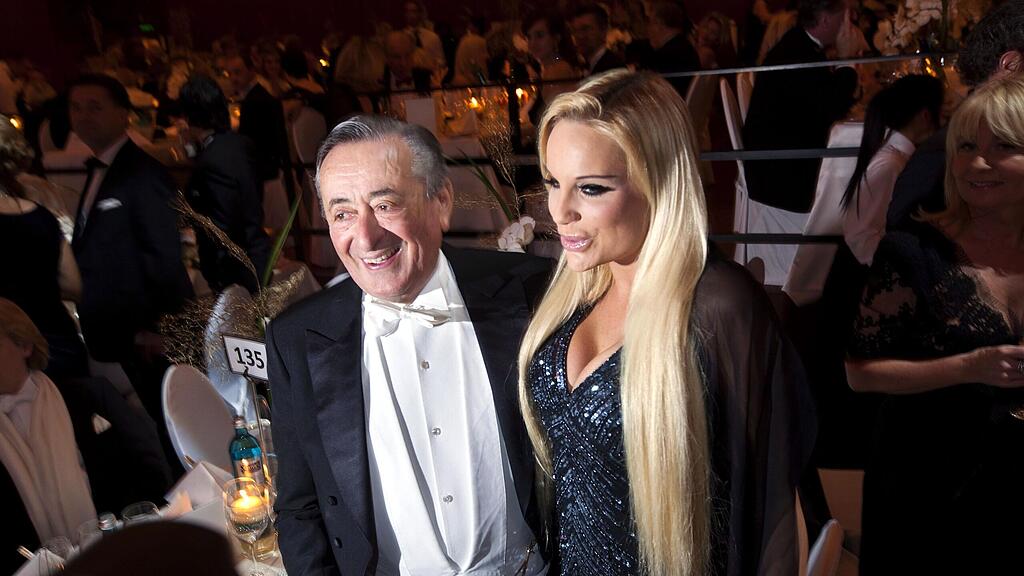 Keine Angst: Richard Lugner wird wohl weder im Dschungelcamp, noch bei Promi-BB dabei sein. Dafür machen Ex-Opernball-Gast Gina-Lisa Lohfink (rechts) und Lugner-Ex Mausi mit.