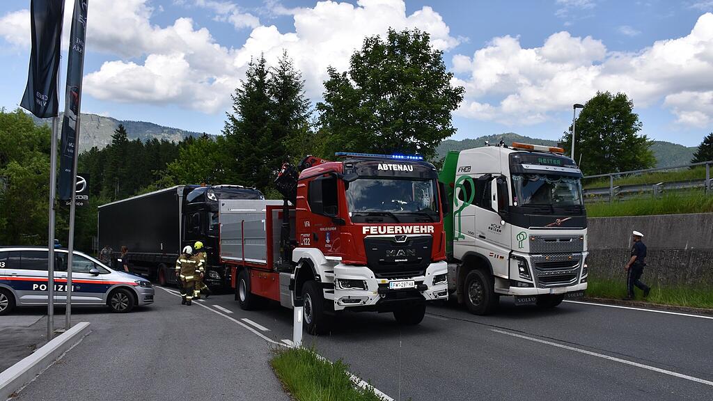 Lkw-Bergung in Abtenau