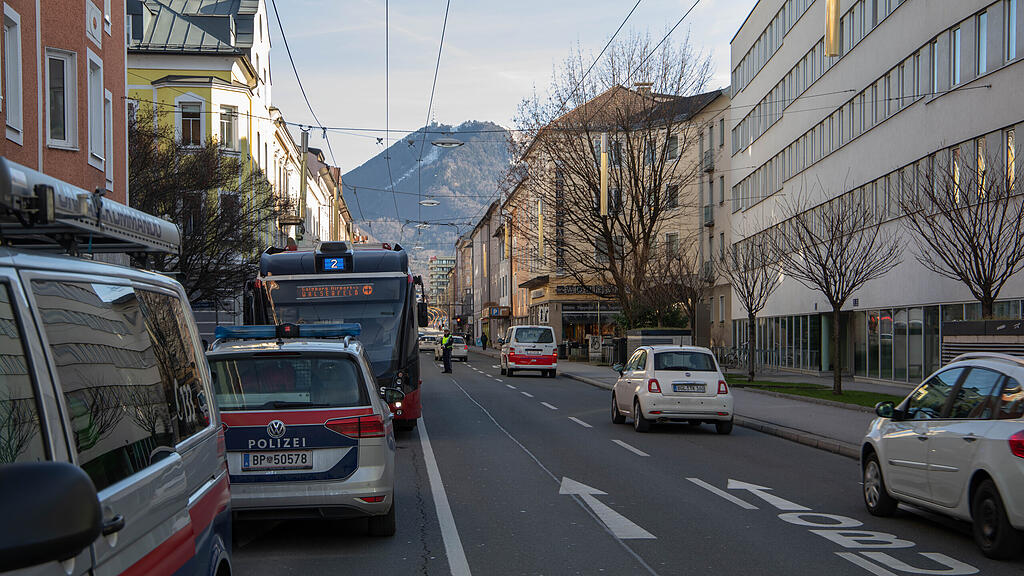 Unfall mit O-Bus Ignaz-Harrer-Straße