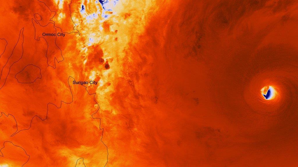 Super-Taifun Haiyan trifft Philippinen: Massenevakuierungen