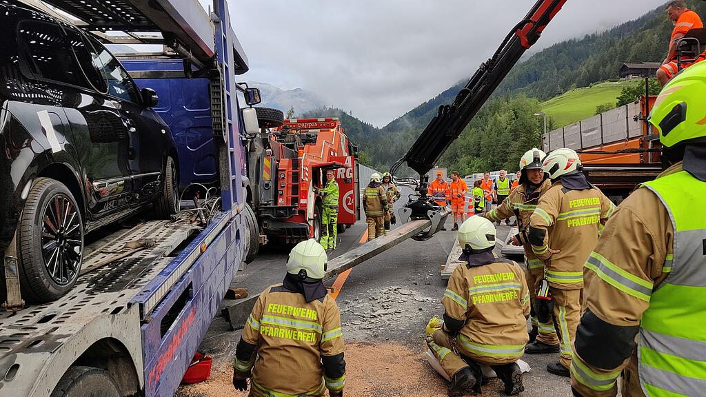 Unfall Lkw A10 Pfarrwerfen