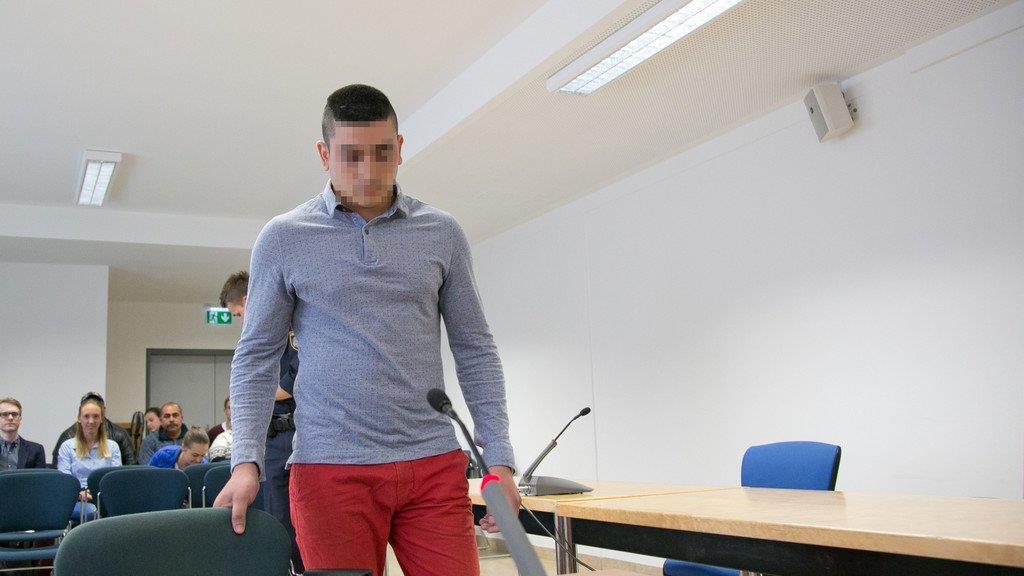 13-Jährige von "Ehemann" geschwängert: Prozess in Salzburg, II
