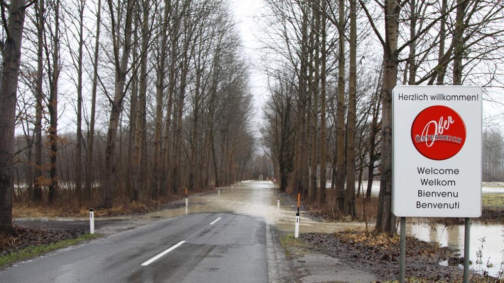 Hochwasser bei Firdolfing