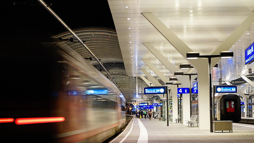 Zug, Bahnhof, SB