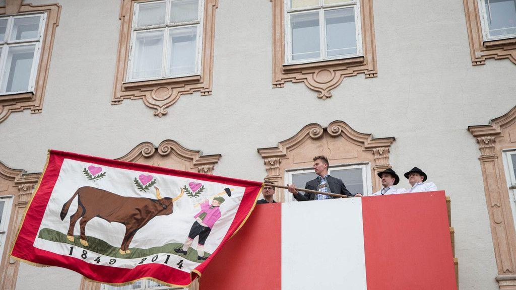 Traditioneller Metzgersprung in Salzburg