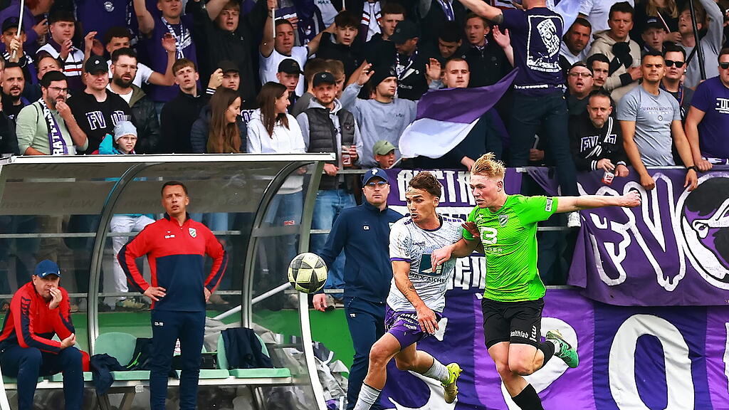 Regionalliga West: Wals-Grünau gegen Austria Salzburg