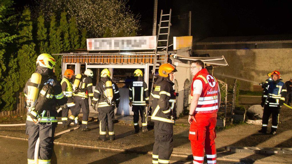 Brand bei Kebabstand in Braunau