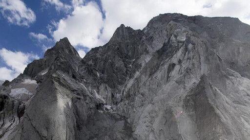 Bergsturz in der Schweiz I