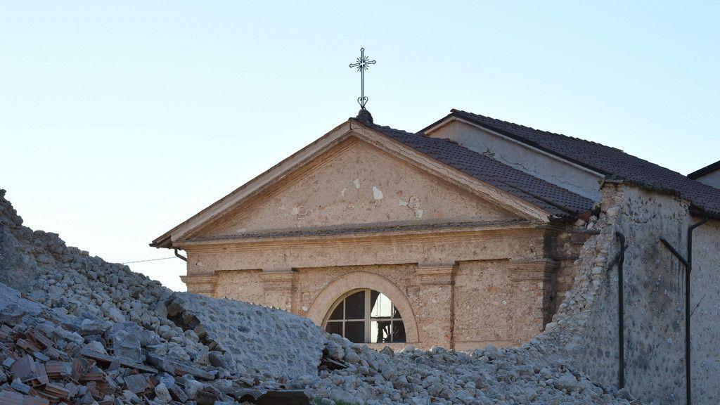 Schwere Zerstörungen nach neuerlichem Erdbeben in Mittelitalien