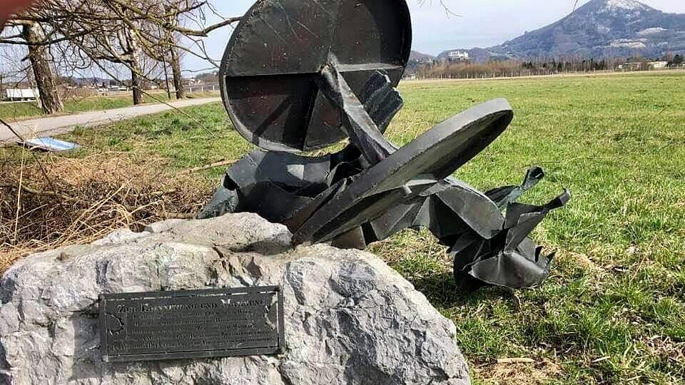 NS-Denkmal beschädigt