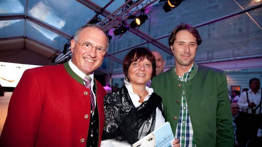 Bilder der Modenschau, Teil 2