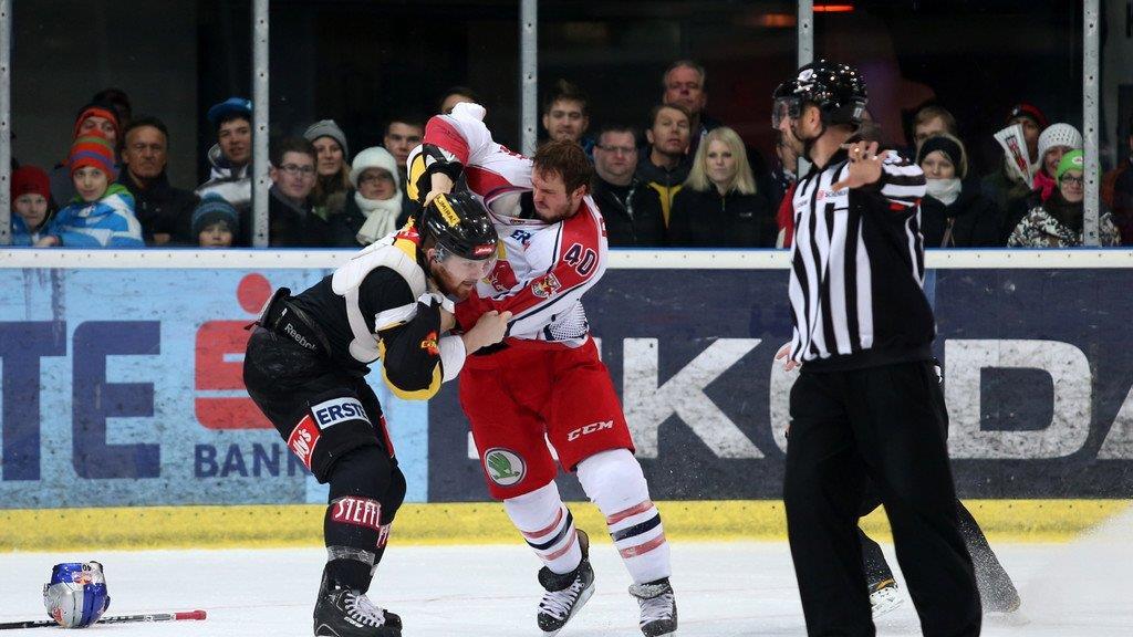EC Red Bull Salzburg vs. EV Vienna Capitals