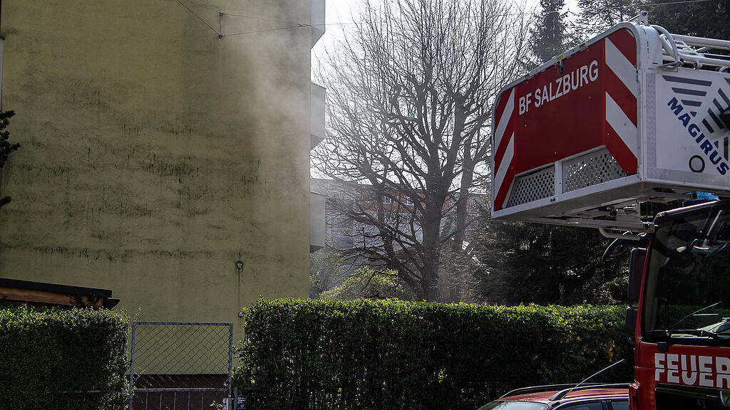 Kellerbrand, Plainstraße, Feuerwehr