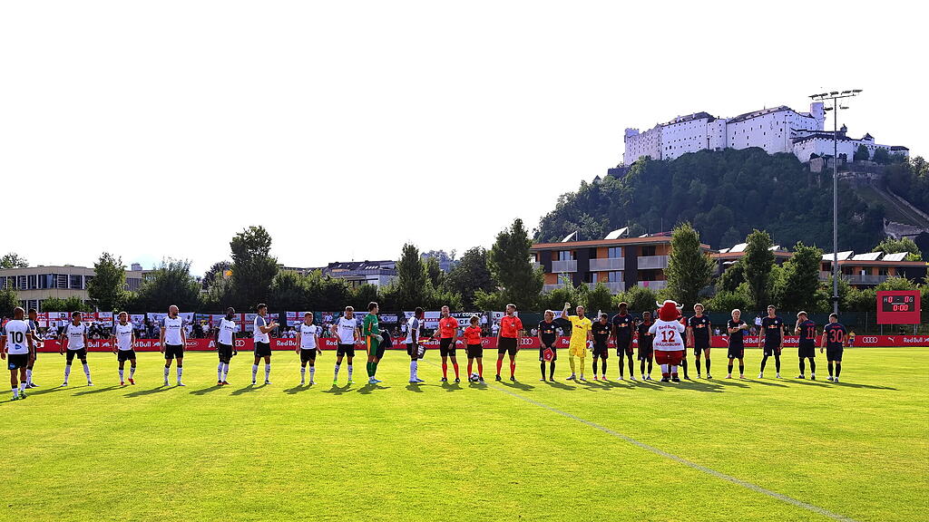 Red Bull Salzburg gegen Derby County