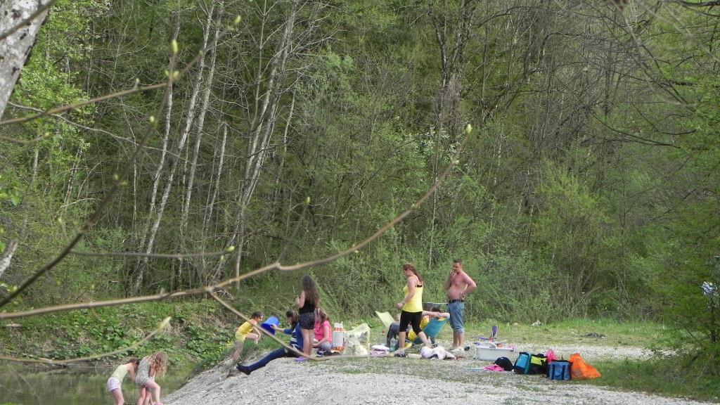 Strubklamm: Müllberge & Feuerstellen