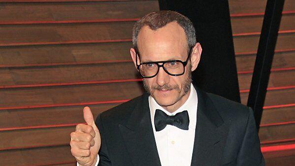 Auch Terry Richardson gestaltete Wassertank