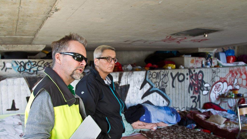 Bettlerlager unter der Autobahn