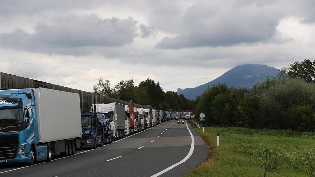 Lkw, Stau, Walserberg, A1