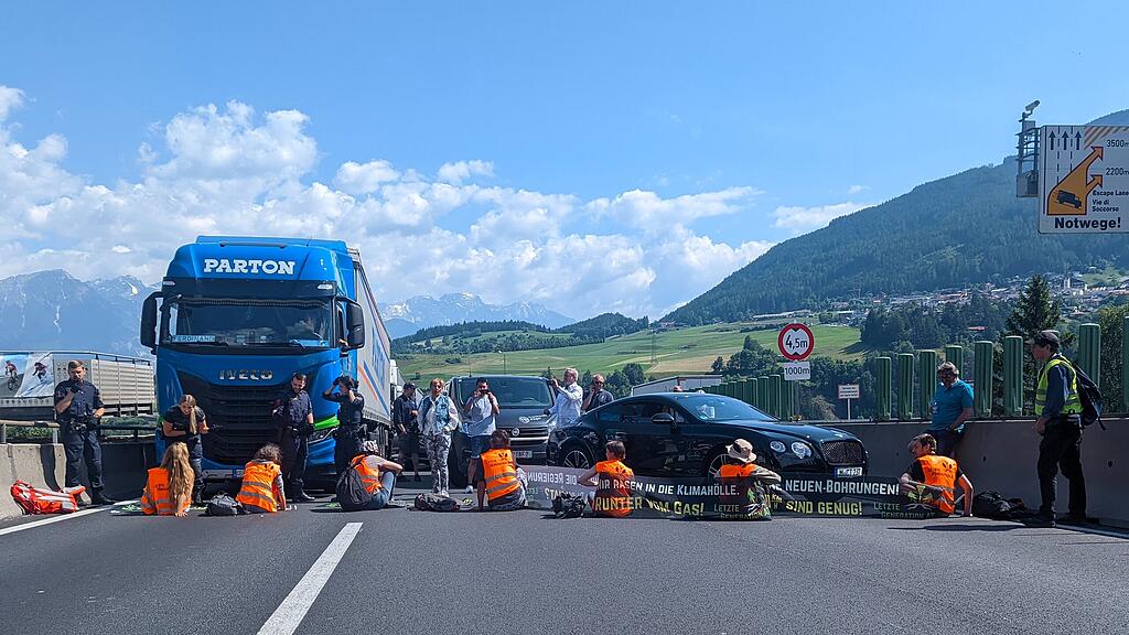 Klima-Blockade auf Tiroler Brenner-Europabrücke