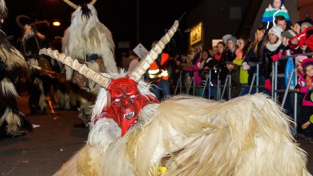 Gnigler Perchtenlauf