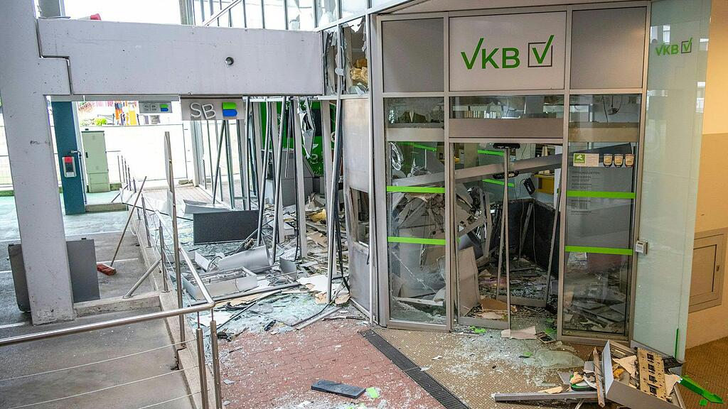 BANKOMATSPRENGUNG GMUNDEN