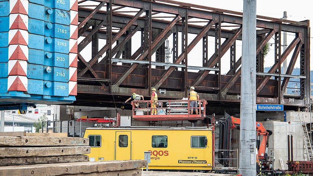 Kran, Wienerdammbrücke, Bahnhofsstraße