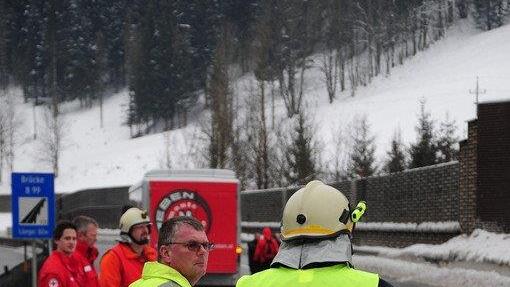 Reisebus in Vollbrand