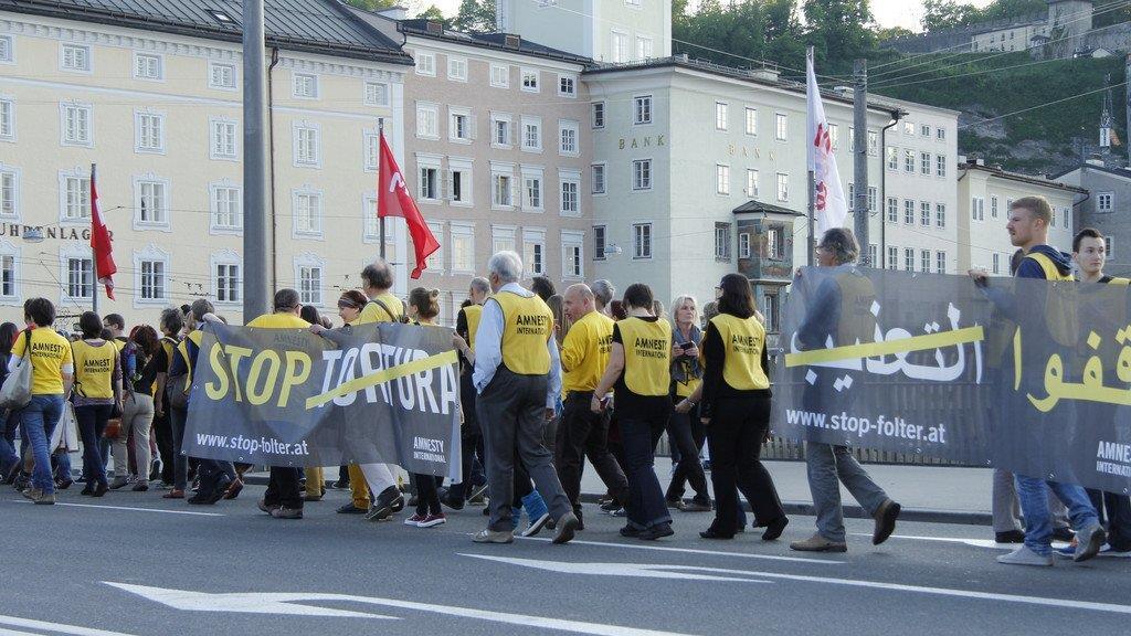 Demo gegen Folter
