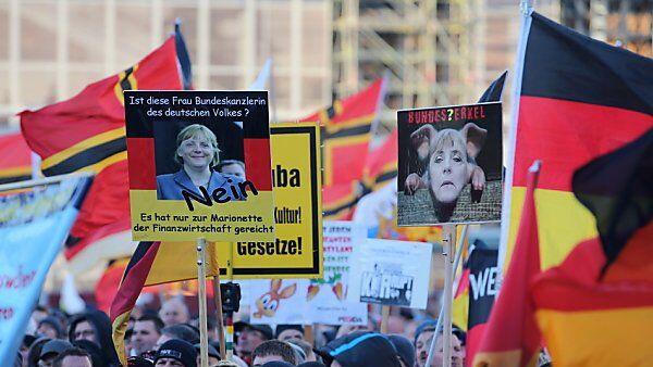 Immer weniger Menschen kommen zu Pegida-Kundgebungen