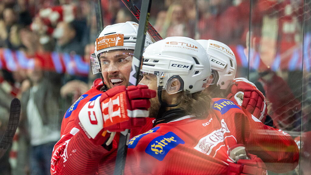 EISHOCKEY ICE HOCKEY LEAGE... - APA-Bilderdienst - 04.04.25 - 20.36 - ABD0211 - High-Res.jpg