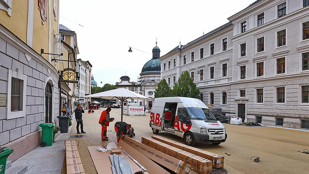 Kajetanerplatz Asphaltierungsarbeiten Endspurt