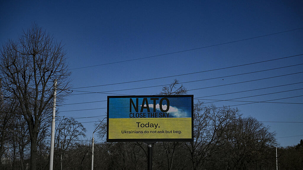 Ukraine-Krieg, Tag 28: Zerst\u00f6rung in Kiew
