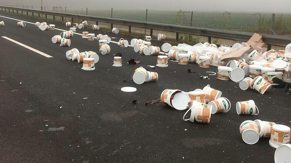 A2, Lkw-.Crash, Haselnusscreme