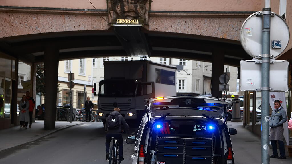 Obus-Leitung in Münzgasse gerissen