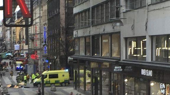 Stockholm: Lkw rast in Menschenmenge
