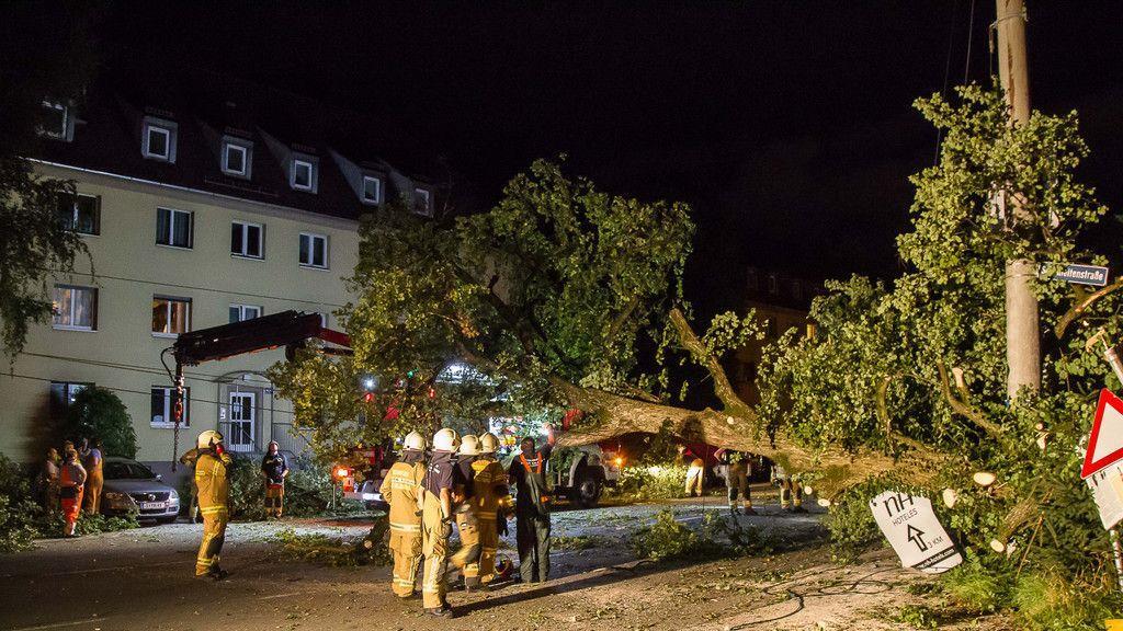 Sturm: Feuerwehren in Salzburg im Großeinsatz