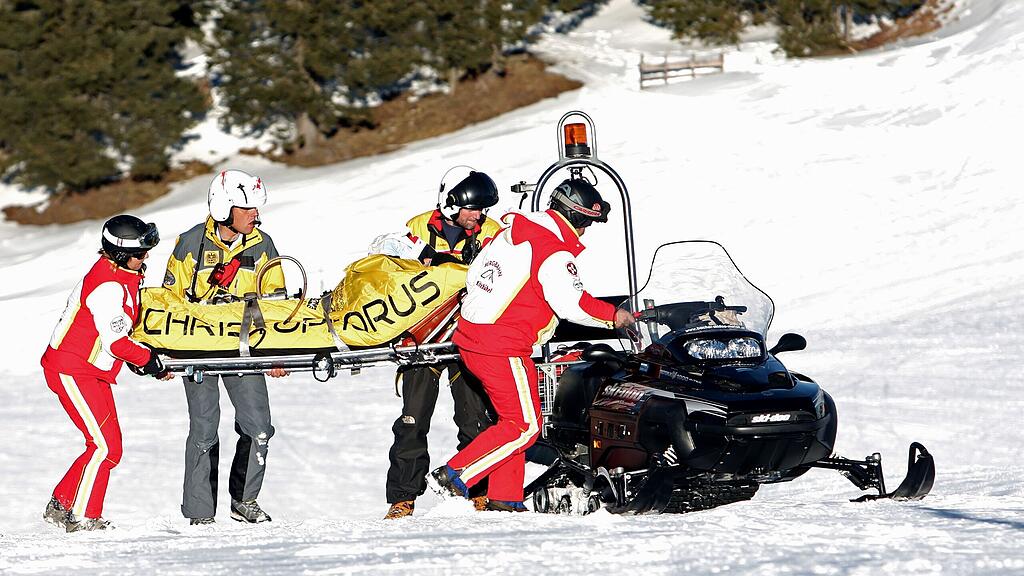 Drei schwere Skiunfälle innerhalb von 25 Stunden in Obertauern.