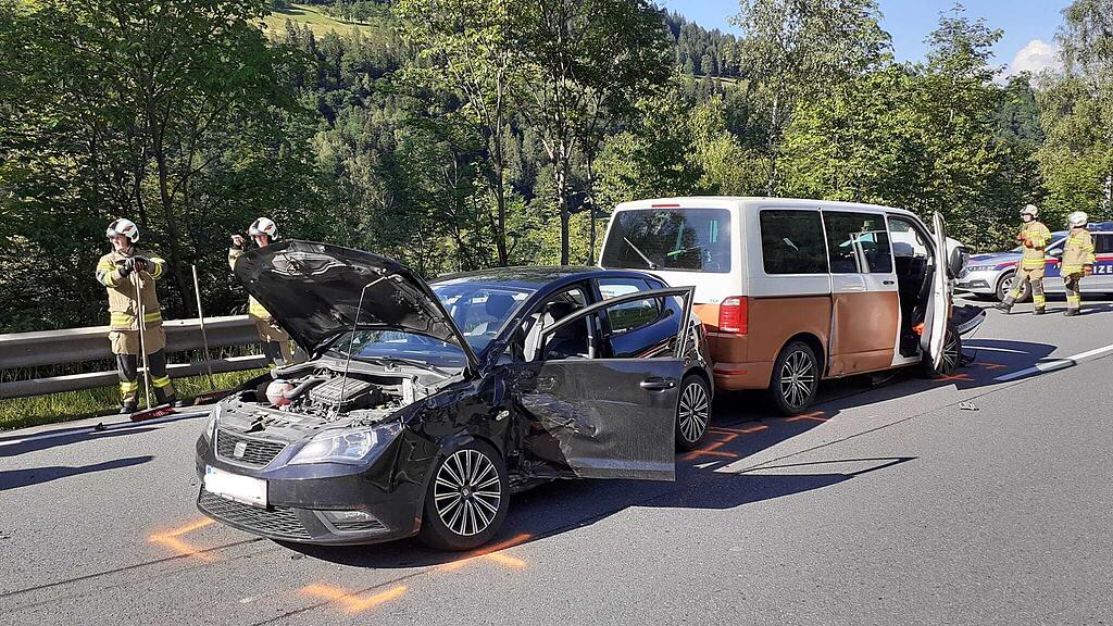 Unfall b311 st. veit